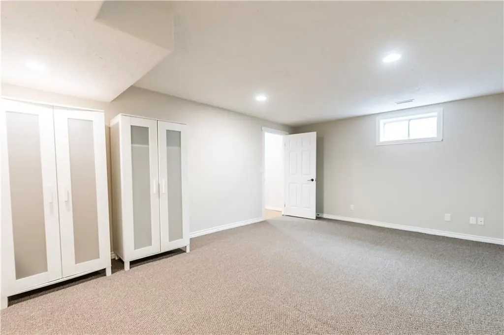 1019 Smith Avenue Crossfield AB T0M 0S0