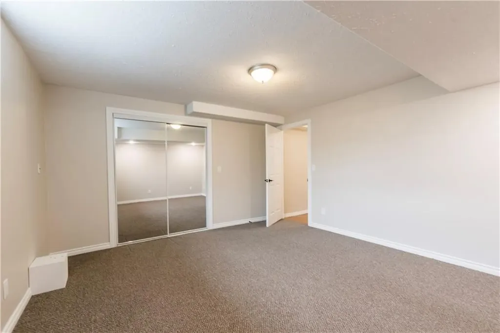 1019 Smith Avenue Crossfield AB T0M 0S0