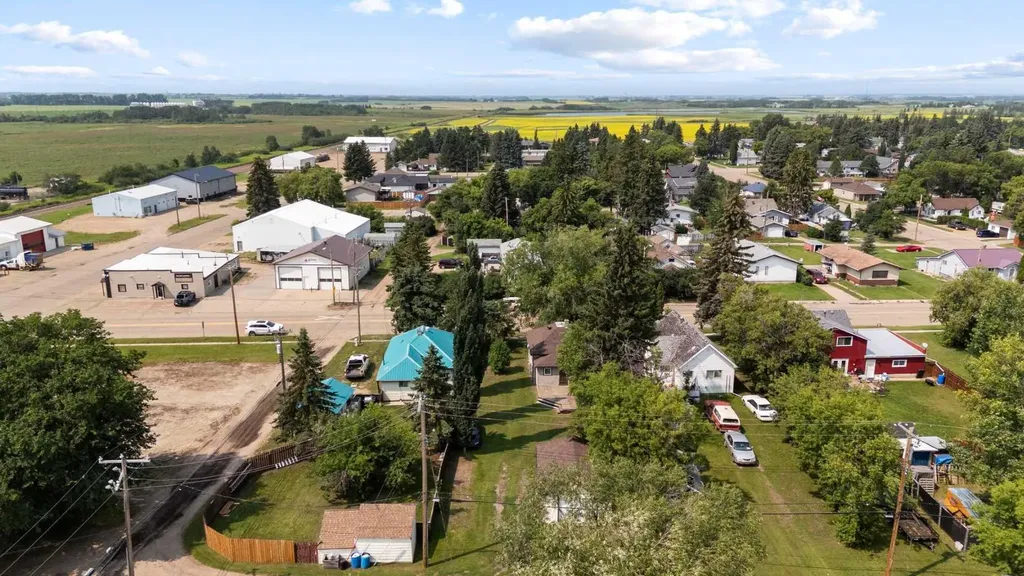 4806 50 Street Sedgewick AB T0B4C0