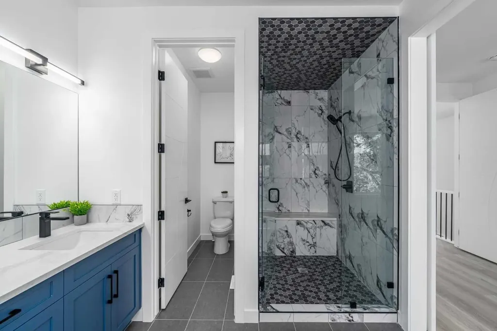 421 Hendon Drive NW Calgary AB T2K 2A1