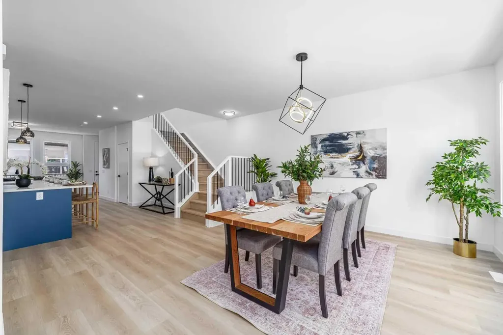 421 Hendon Drive NW Calgary AB T2K 2A1