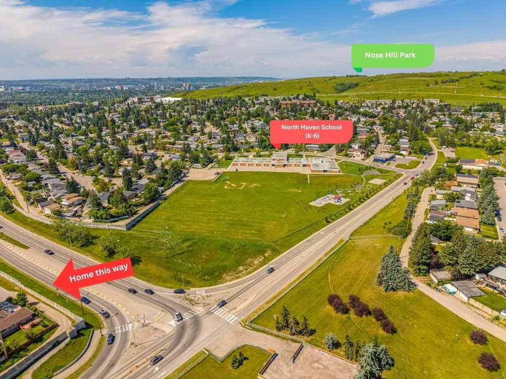 421 Hendon Drive NW Calgary AB T2K 2A1
