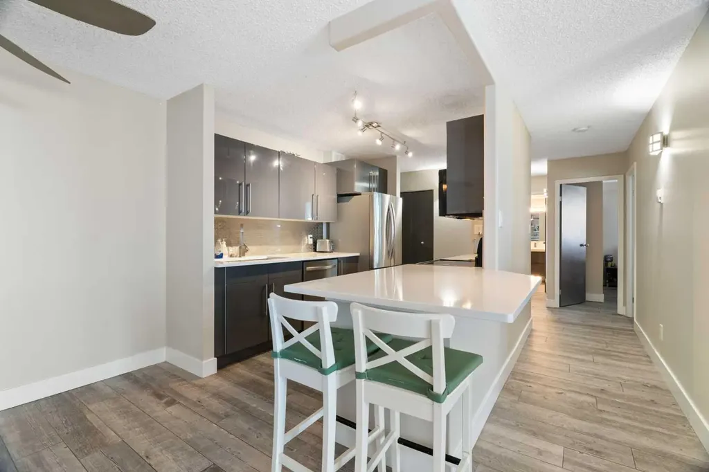 111 14 Avenue SE Calgary AB T2G 4Z8