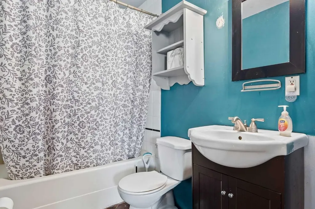 9032 Fairmount Drive SE Calgary AB T2H0Z5
