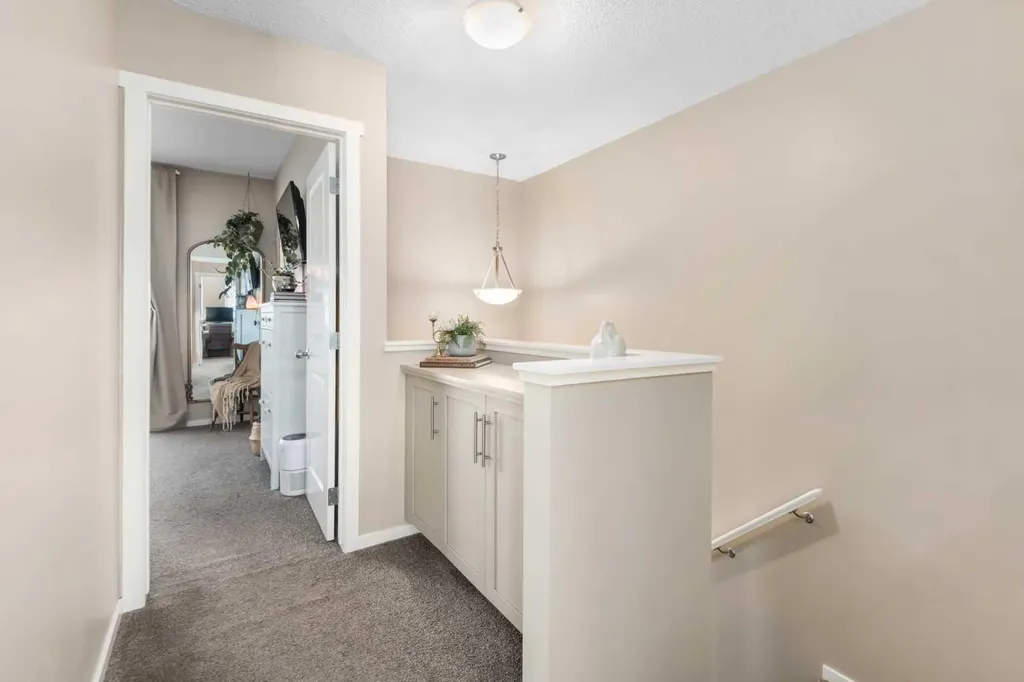 446 Walgrove Way SE Calgary AB T2X 4E9
