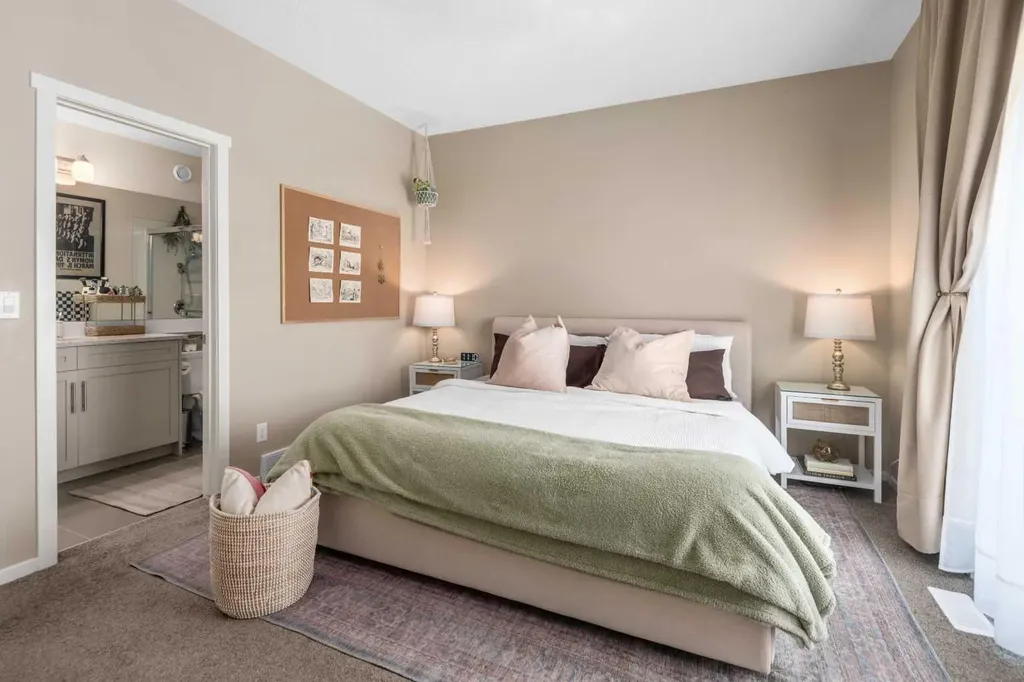 446 Walgrove Way SE Calgary AB T2X 4E9