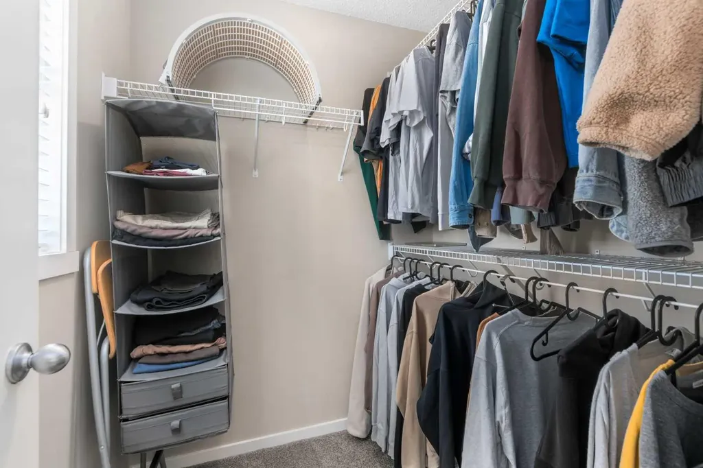 446 Walgrove Way SE Calgary AB T2X 4E9