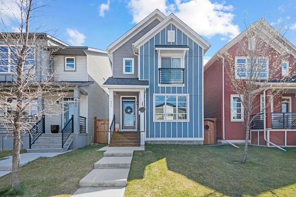 446 Walgrove Way SE Calgary AB T2X 4E9