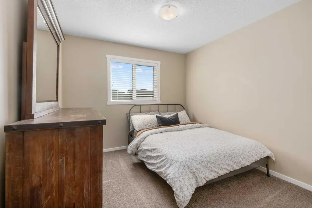 446 Walgrove Way SE Calgary AB T2X 4E9