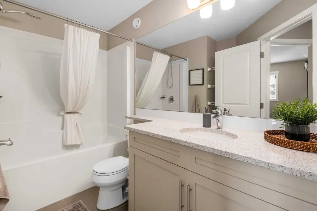 446 Walgrove Way SE Calgary AB T2X 4E9