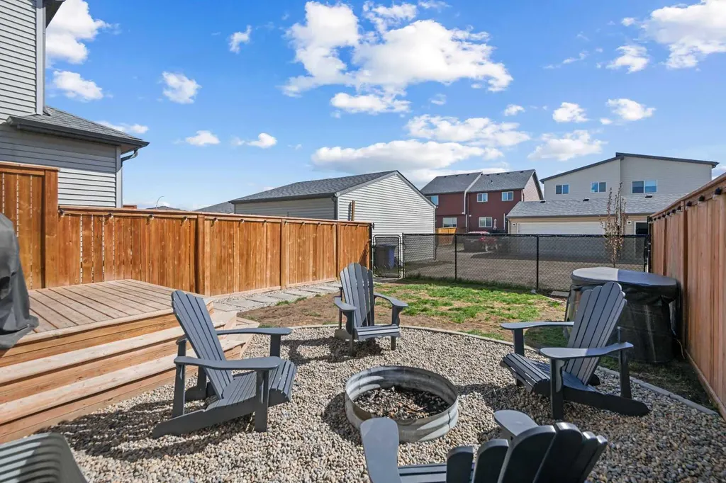 446 Walgrove Way SE Calgary AB T2X 4E9