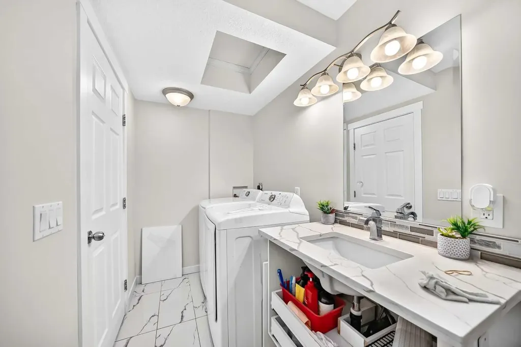 6016 18 Avenue NE Calgary AB T1Y 1P1
