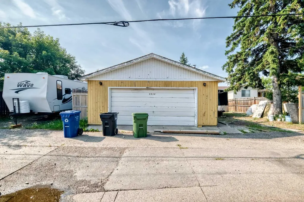 6016 18 Avenue NE Calgary AB T1Y 1P1