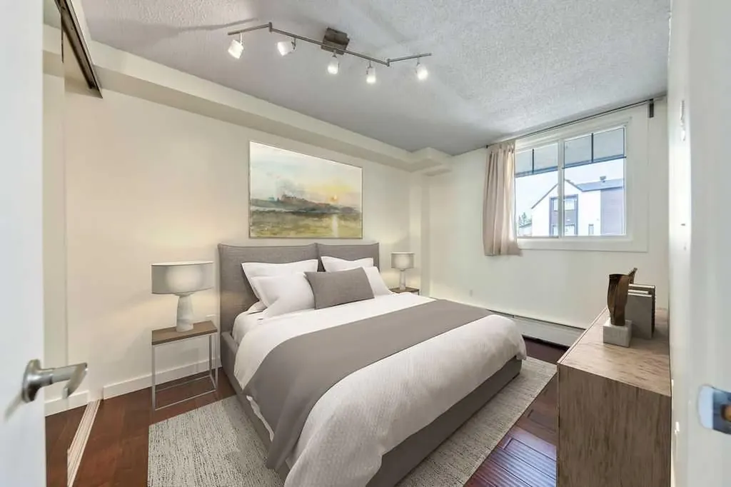1301 17 Avenue NW Calgary AB T2M 0R2
