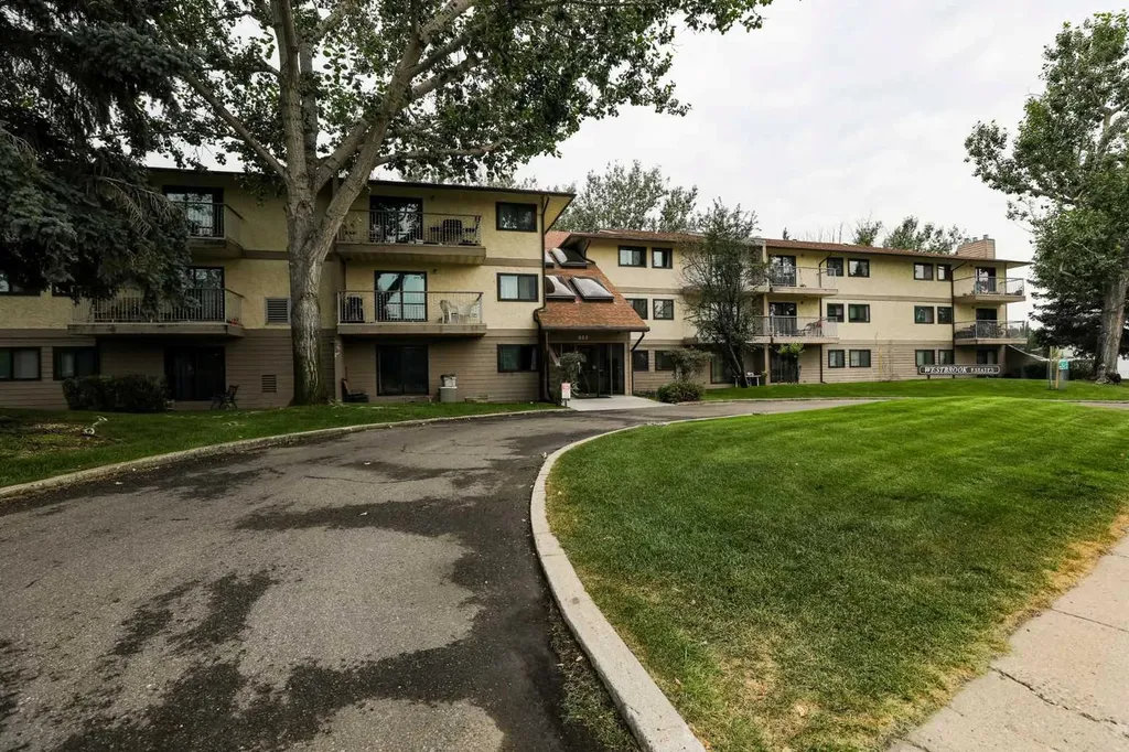 855 Columbia Boulevard W Lethbridge AB T1K 5B8