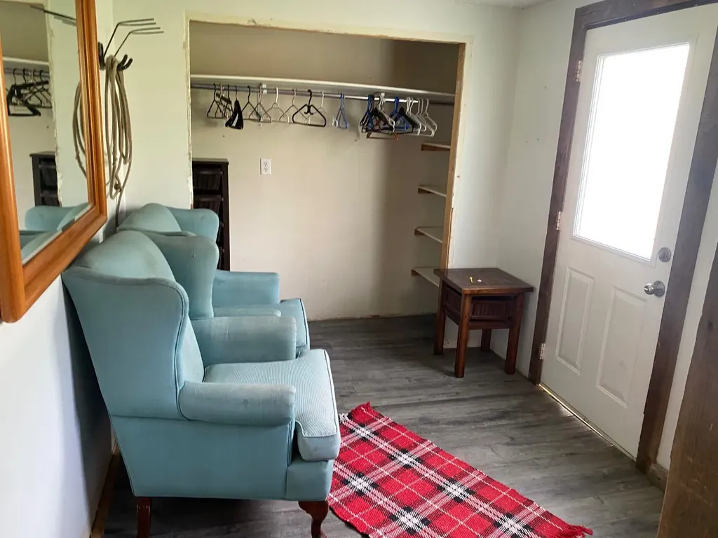 305 Minnewaukan Road Tillicum Beach AB T4V 2M9