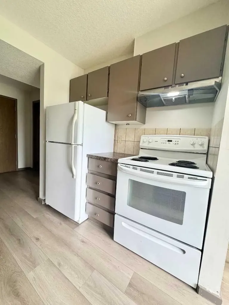 65 Temple Boulevard W Lethbridge AB T1K 5M2