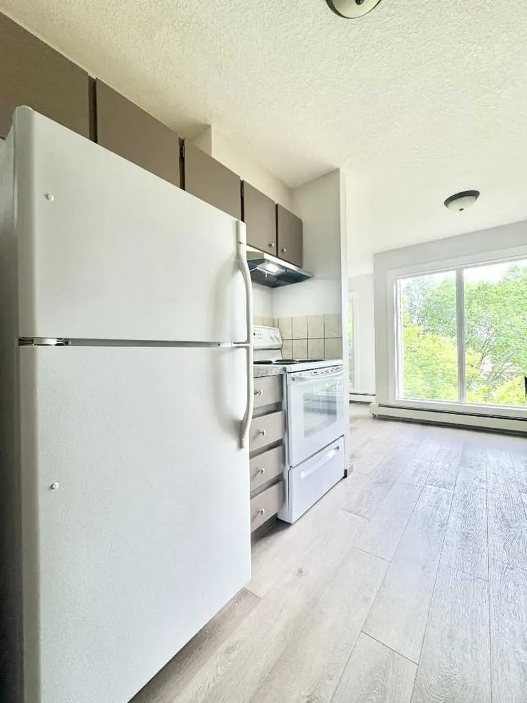 65 Temple Boulevard W Lethbridge AB T1K 5M2