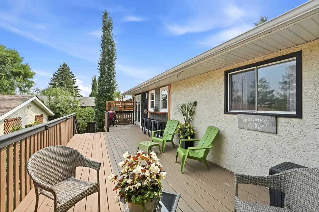 149 Mcdougall Crescent Red Deer AB T4R 1T2