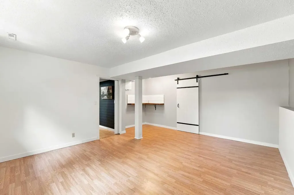 149 Mcdougall Crescent Red Deer AB T4R 1T2