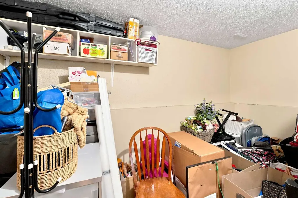149 Mcdougall Crescent Red Deer AB T4R 1T2