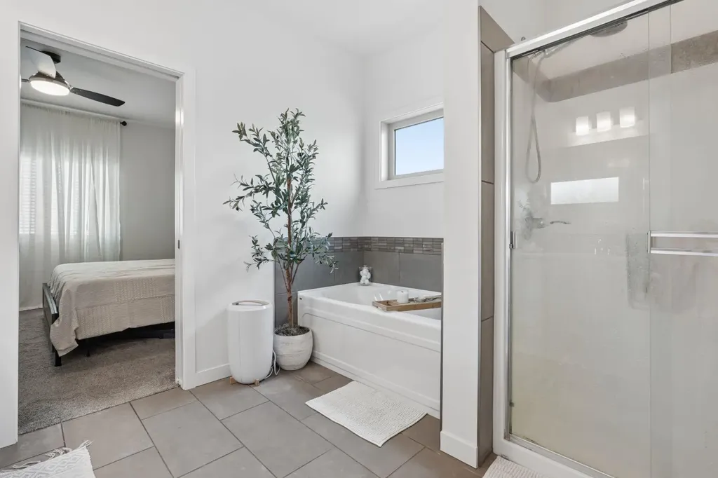 409 Devonia Way W Lethbridge AB T1J5J7