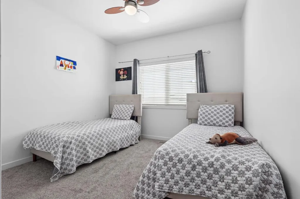 409 Devonia Way W Lethbridge AB T1J5J7