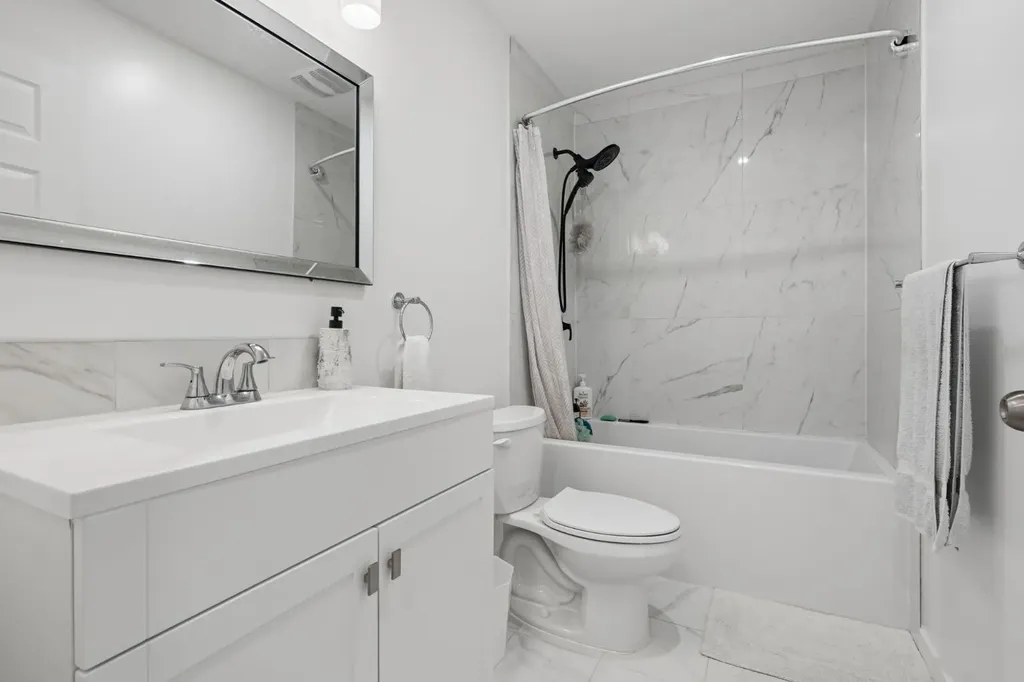 409 Devonia Way W Lethbridge AB T1J5J7