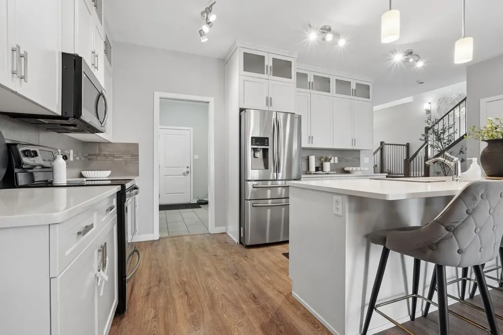 409 Devonia Way W Lethbridge AB T1J5J7