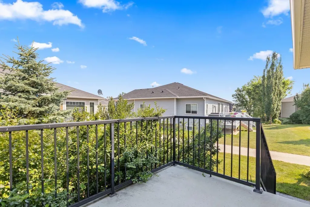 45 Stromsay Gate Carstairs AB T0M 0N0