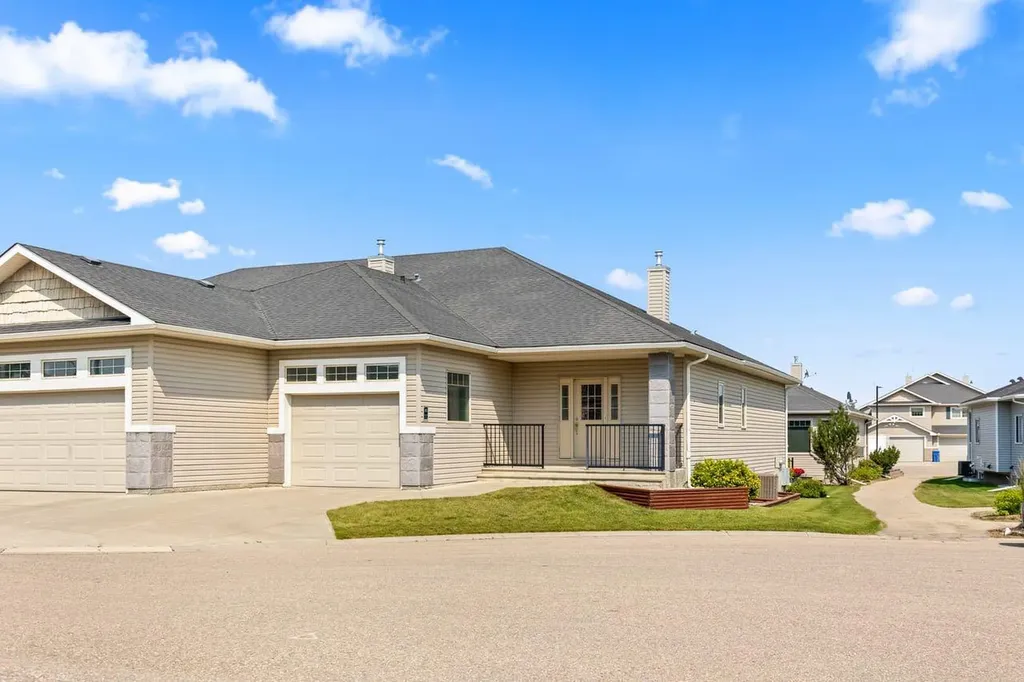 45 Stromsay Gate Carstairs AB T0M 0N0