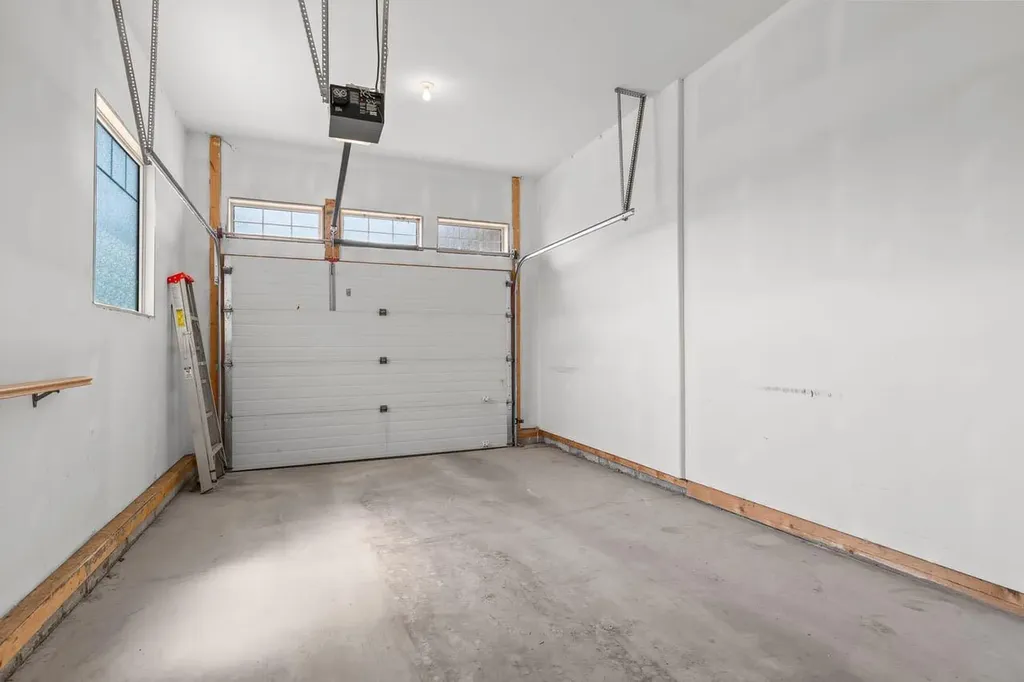 45 Stromsay Gate Carstairs AB T0M 0N0