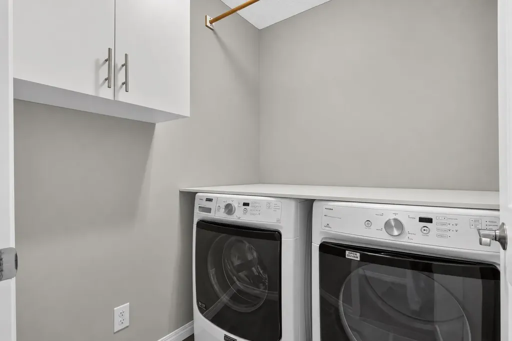 150 Osborne Rise SW Airdrie AB T4B 4A3