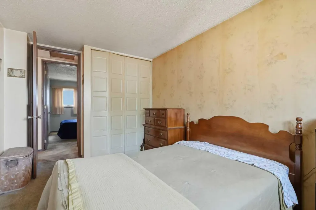 424 Acacia Drive SE Airdrie AB T4B1E9