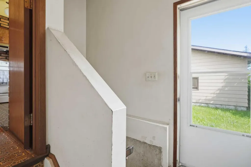 424 Acacia Drive SE Airdrie AB T4B1E9