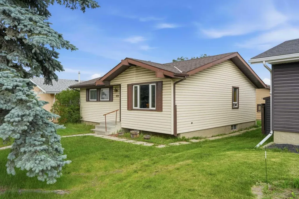 424 Acacia Drive SE Airdrie AB T4B1E9