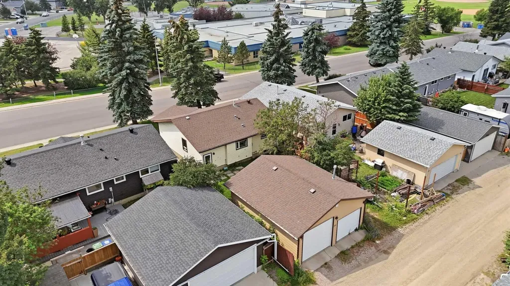 424 Acacia Drive SE Airdrie AB T4B1E9