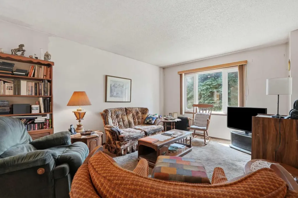 424 Acacia Drive SE Airdrie AB T4B1E9
