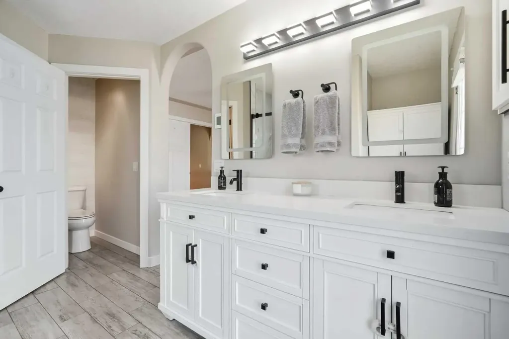 14 Lloyd Crescent NE Langdon AB T0J1X1