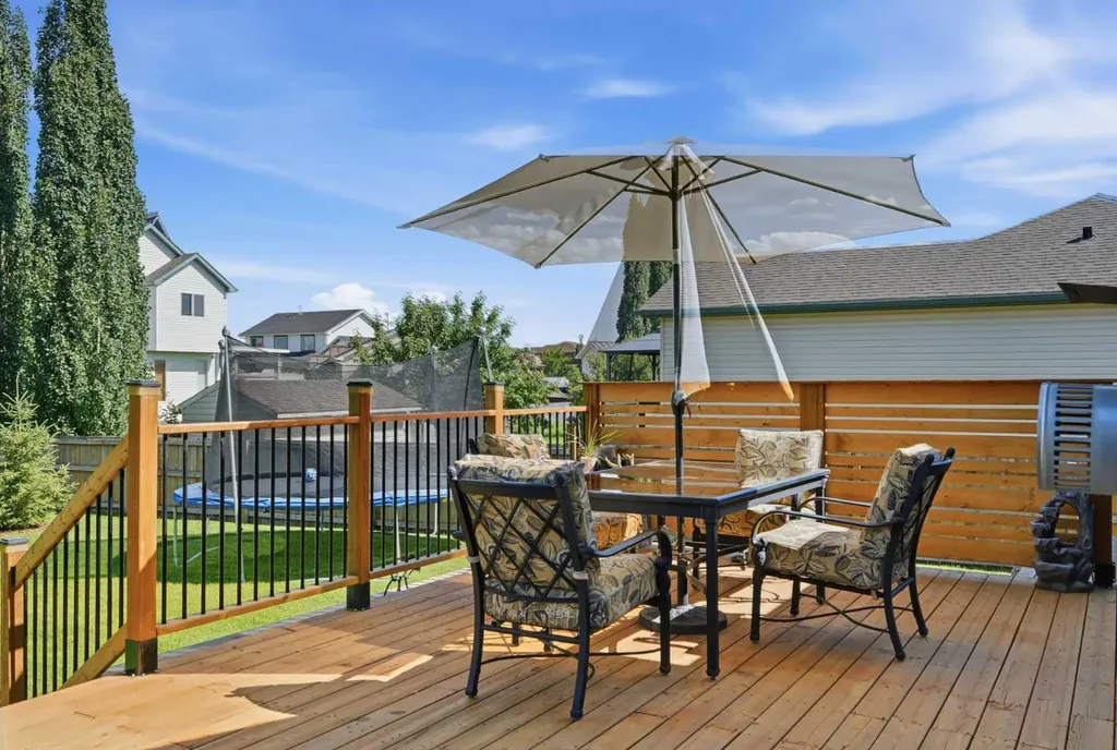 14 Lloyd Crescent NE Langdon AB T0J1X1