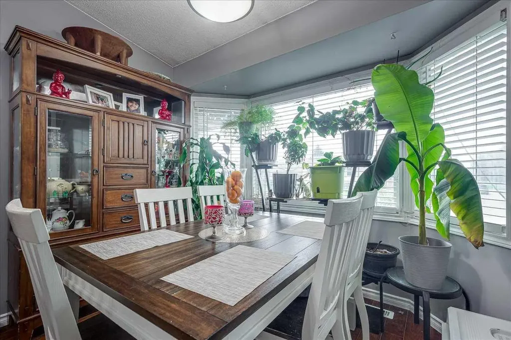 50 Grant Street Red Deer AB T4P 2L4
