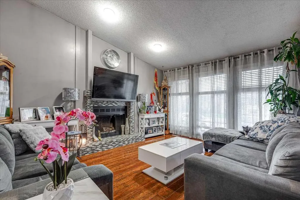 50 Grant Street Red Deer AB T4P 2L4