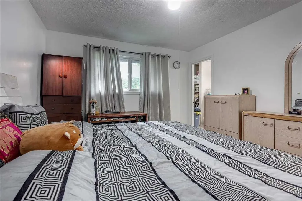 50 Grant Street Red Deer AB T4P 2L4