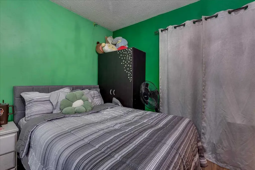 50 Grant Street Red Deer AB T4P 2L4