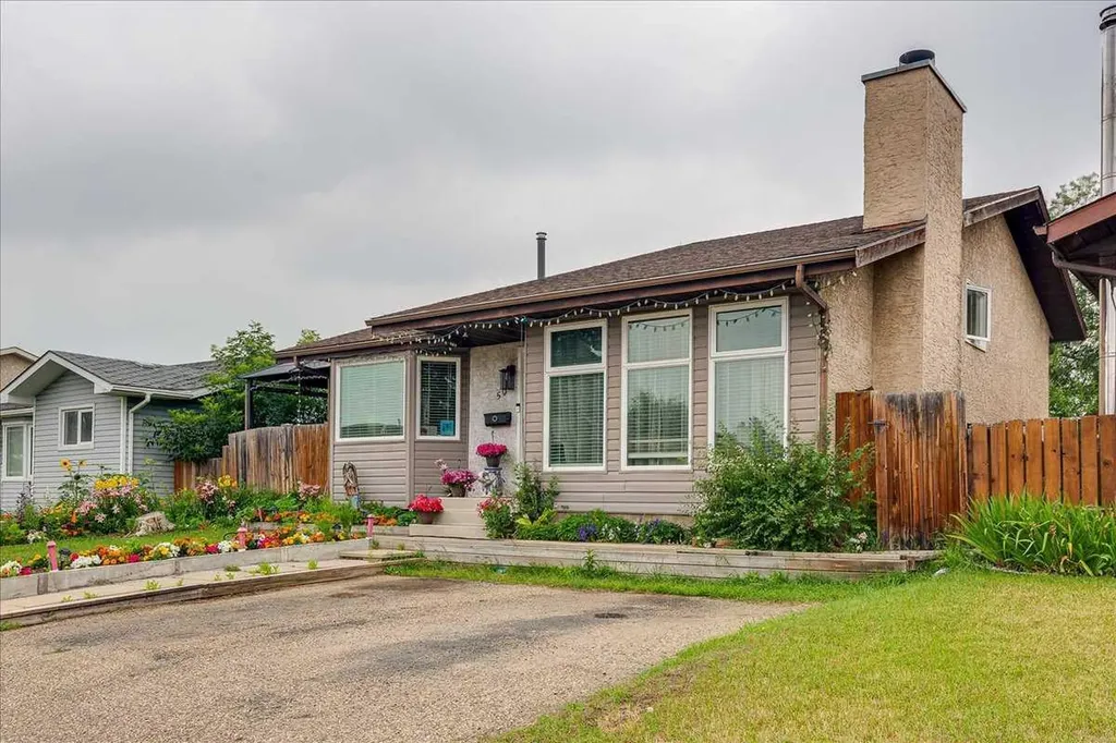 50 Grant Street Red Deer AB T4P 2L4