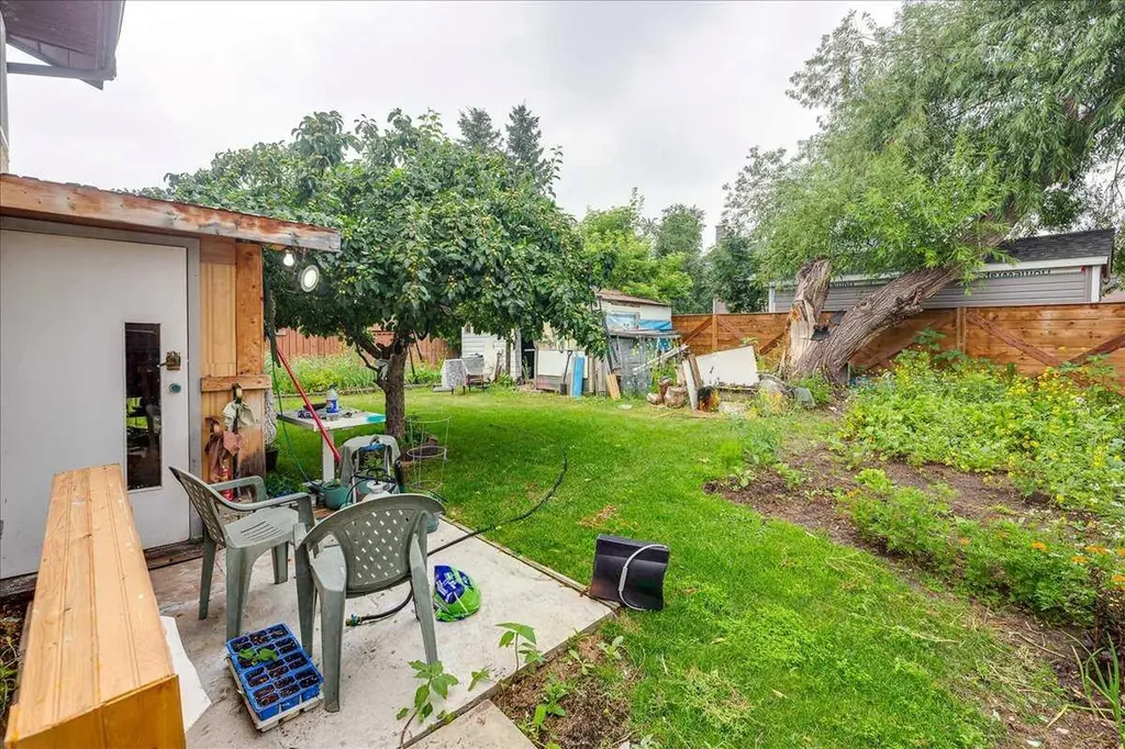 50 Grant Street Red Deer AB T4P 2L4