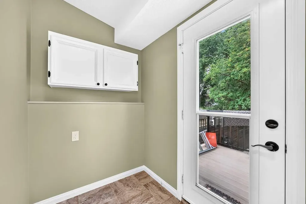 11335 Braeside Drive SW Calgary AB T2W 2V6