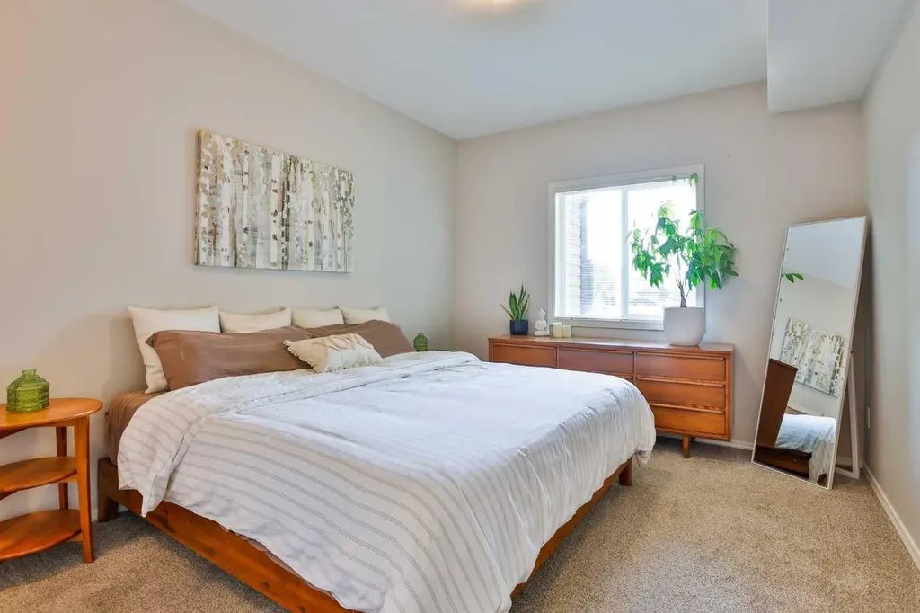 129 Silkstone Road W Lethbridge AB T1J3H6
