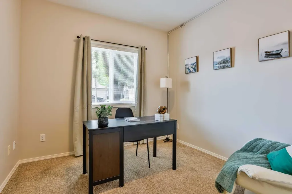 129 Silkstone Road W Lethbridge AB T1J3H6
