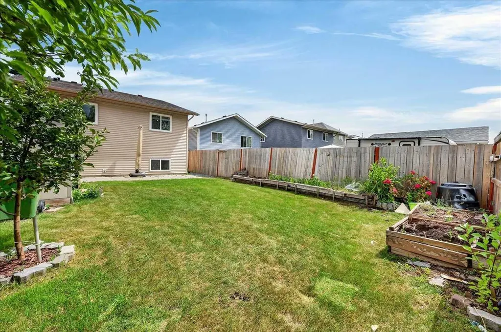 67 Rivercrest Circle SE Calgary AB T2C 4G4